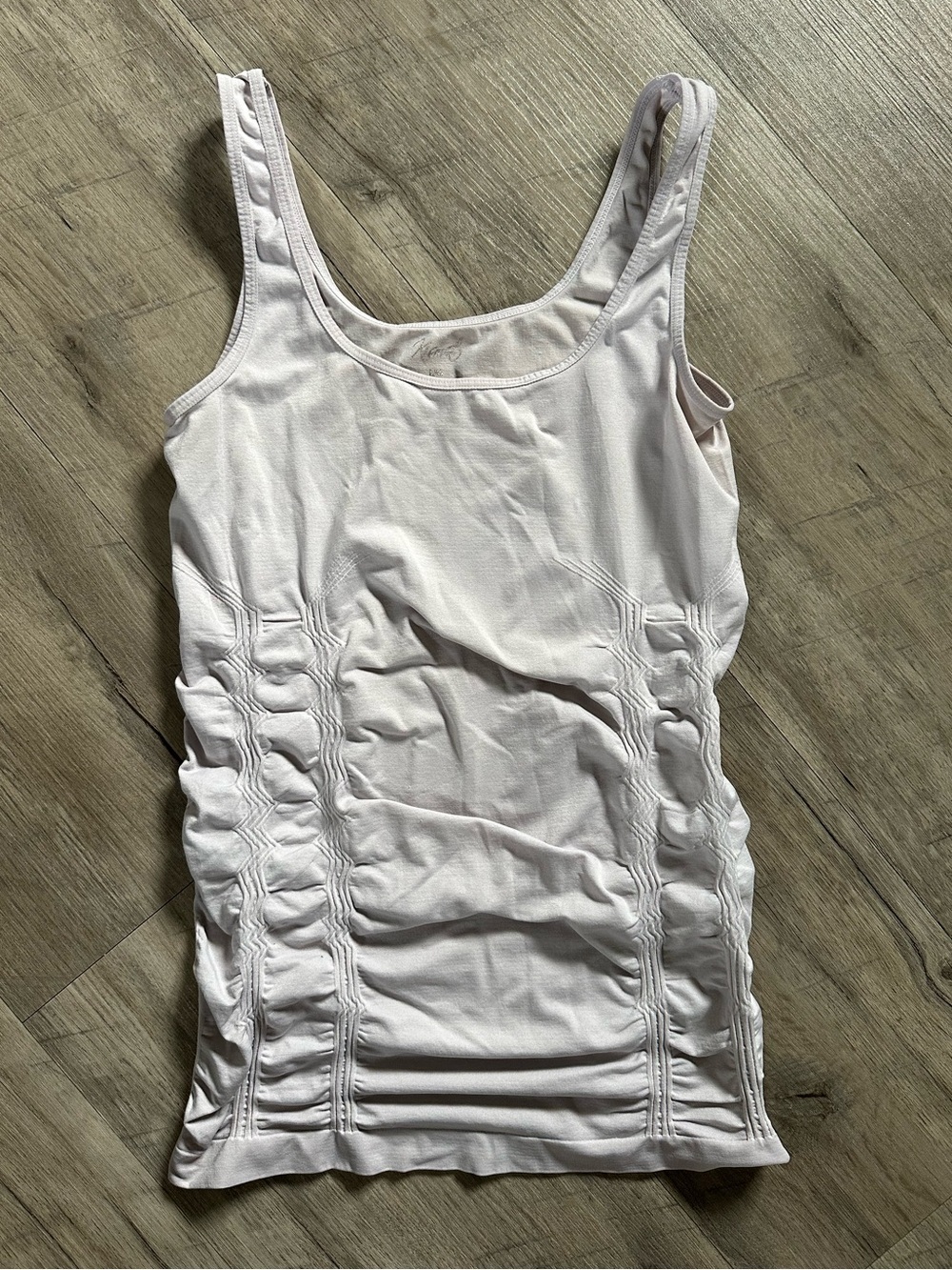 Kismet White / gray ruched tank